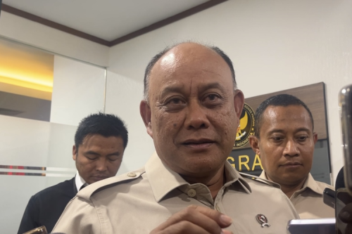 Harga Mobil Listrik, Chery Q Vs Changan Lumin