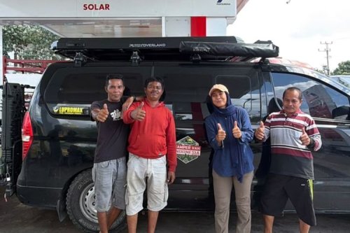 Tips Road Trip Naik Campervan, Berteman dengan Sopir Truk