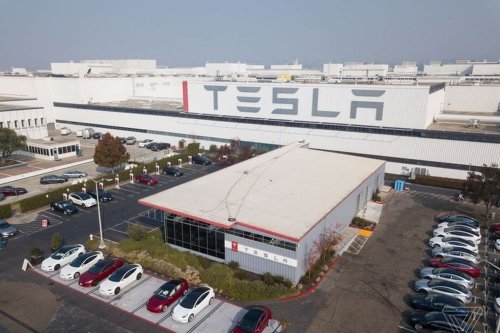 Tesla, Tesla Bakal Kembangkan SUV Listrik Ringkas Murah