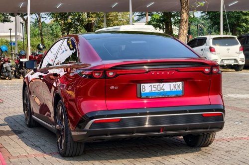 Mazda, Sedan Listrik Mazda 6e Siap Meluncur di GIIAS 2026