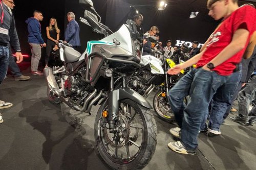 Honda, Motor Listrik Honda, Honda Pamer Inovasi di EICMA 2025: CB1000GT, Motor Listrik WN7, dan Mesin V3R E-Compressor Jadi Sorotan