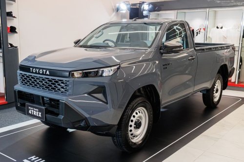 Toyota, Toyota Hilux Travo Meluncur: Varian Lengkap Diesel
