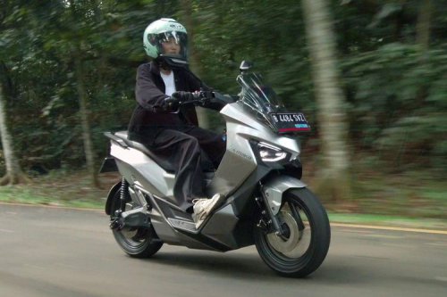 Fox 350 vs Cavalry: Duel Motor Listrik Bongsor Indonesia