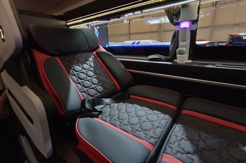Adu Mewah Bus Tingkat Jakarta-Malang: PO Harapan Jaya vs PO 27 Trans