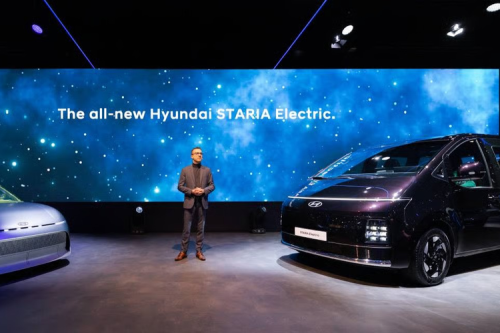 Hyundai, Hyundai Staria, Hyundai Staria Electric Meluncur, Jarak Tempuh 400 Km