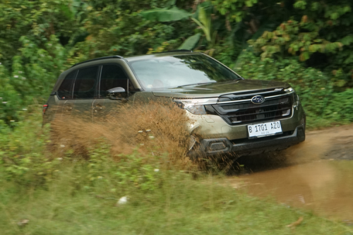 Diajak Offroad Ringan, Subaru Forester Tetap Mudah Dikendalikan
