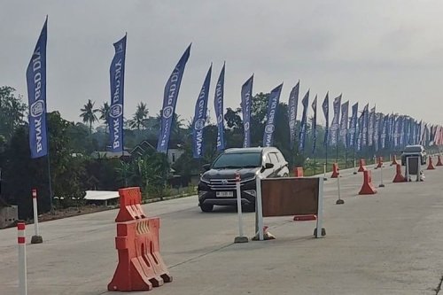 Waspada Turunan Curam di Exit Tol Tamanmartani Yogyakarta