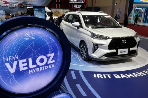 Toyota, Toyota Umumkan Harga Resmi Veloz Hybrid di IIMS 2026