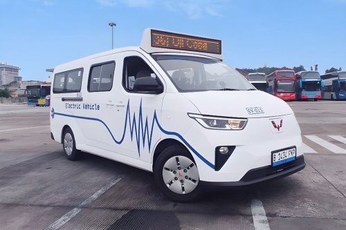 Wuling Perkuat Mobilitas Komersial dengan Formo Max dan Mitra EV