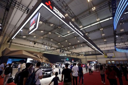 Mitsubishi, Mitsubishi Destinator, Mitsubishi Destinator: Kenapa Belum Pakai Hybrid di Indonesia?