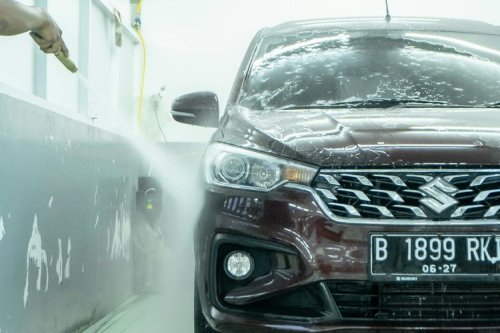 Cara Cuci Mobil yang Kena Abu Vulkanik, Jangan Langsung Dilap