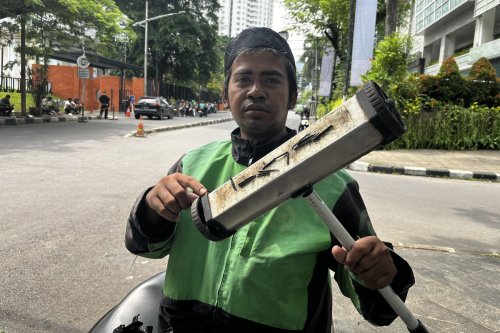Ranjau Paku Besi Payung, Makin Kecil Makin Bahaya