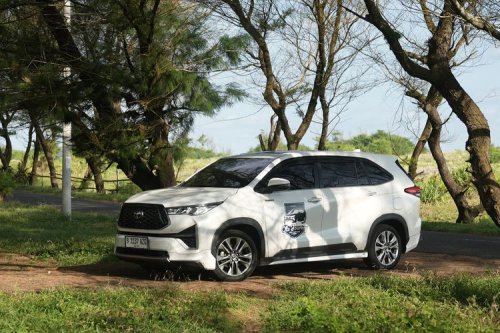 Mitsubishi, Mitsubishi Destinator, Toyota, Toyota Innova, Pilih Mana, Mitsubishi Destinator atau Toyota Innova Zenix Non-Hybrid?