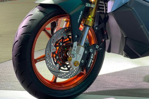 Honda, Honda ADV 160 Dibekali HSTC, Ini Keunggulannya