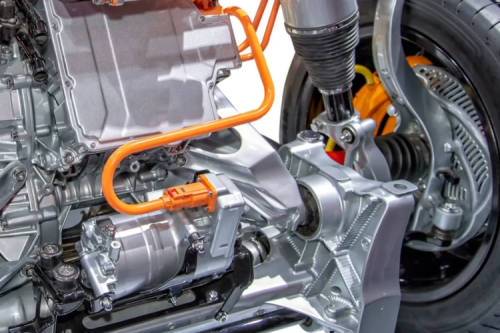 Cara Aman Menyimpan Mobil Hybrid Saat Ditinggal Mudik Lebaran