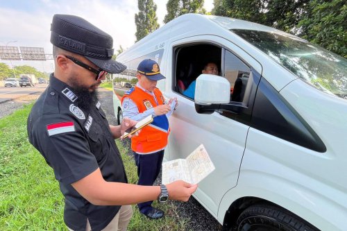 Ada KIR dan KPS Palsu, 19 Bus Terjaring Pengecekan Kemenhub