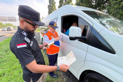 Ada KIR dan KPS Palsu, 19 Bus Terjaring Pengecekan Kemenhub
