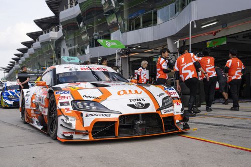 Inovasi Ban Bridgestone dari Sirkuit ke Jalan Raya