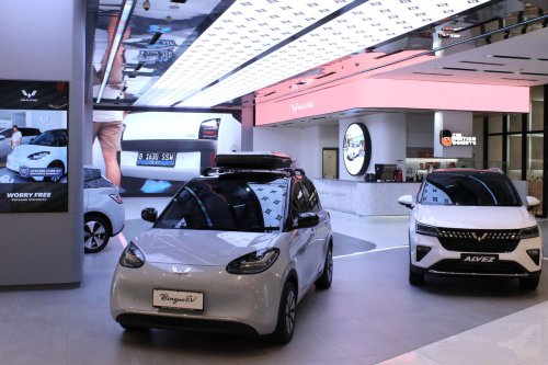 Konsumen Untung! Mobil Listrik China Banjiri Pasar Indonesia