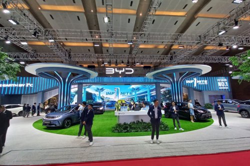 BYD Pamer Ruang Edukasi Teknologi di IIMS 2026