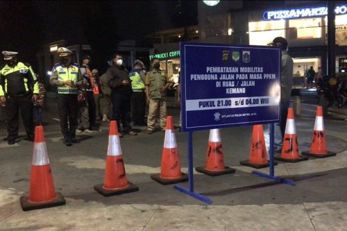 Asal Mula Traffic Cone, Kerucut Oranye yang Jadi Penanda Penting di Jalan