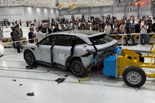 Geely, Bukan Sekadar Ditabrak, Ini Cara Geely Uji Keamanan Mobil