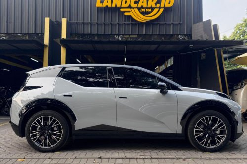 Zeekr X Dijual di Showroom Mobil Bekas