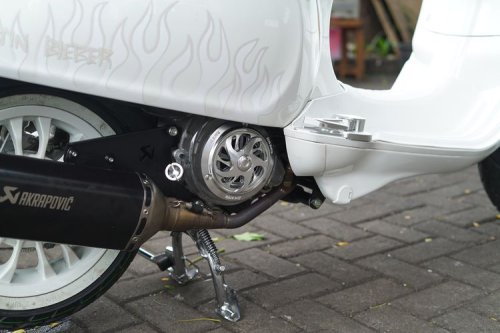 Tren Modifikasi Vespa Matik di 2026: Adopsi Gaya Racing Look