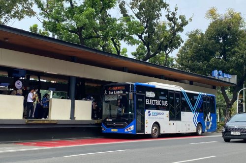 Transjakarta Ingatkan Pentingnya Kursi Prioritas