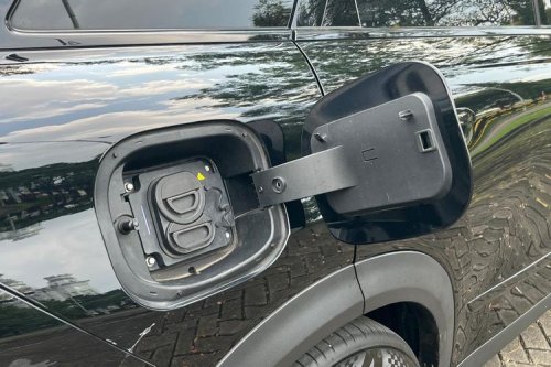 Mengulas Fitur dan Kepraktisan Jaecoo J7 SHS-P, Ini Plus Minusnya