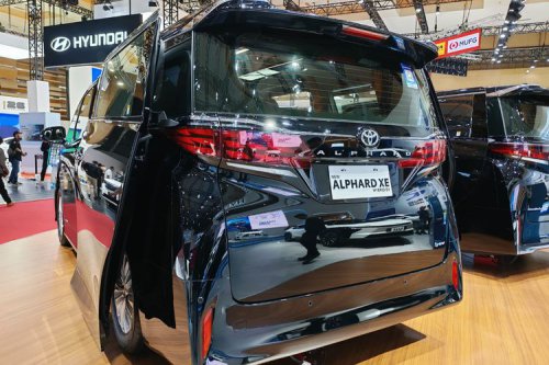 Bedah Fitur Alphard XE, Versi Entry Level MPV Sultan Toyota