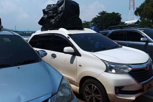 Pakai Roof Box Saat Libur Nataru, Ingat Dampaknya ke Stabilitas Mobil