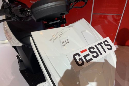 Gesits Pelopor Sepeda Motor Listrik Nasional