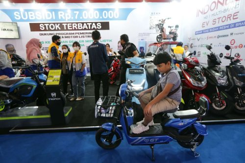 Insentif Motor Listrik Menyusut Jadi Rp 3 Juta per Unit