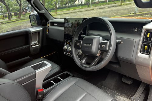 Bedah Interior iCar V23, Serba Fungsional