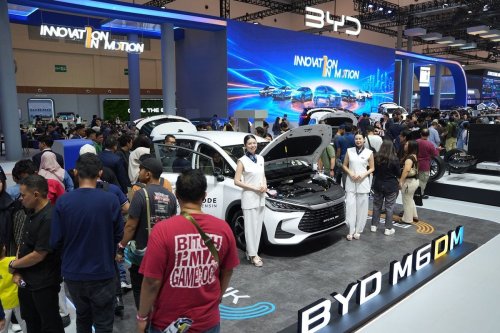Penjualan Kendaraan Elektrifikasi Melonjak 55X di Indonesia 2021-2025