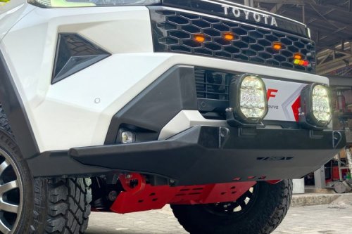 Modifikasi Hilux Travo Overland ala Ironsmith Fabrication