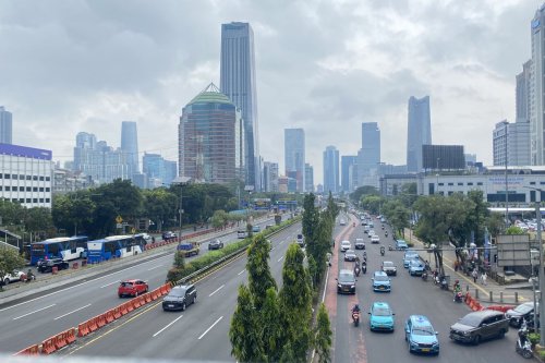 Hindari Kawasan Semanggi, Jalur Menuju Bundaran HI Disekat Akibat Demo