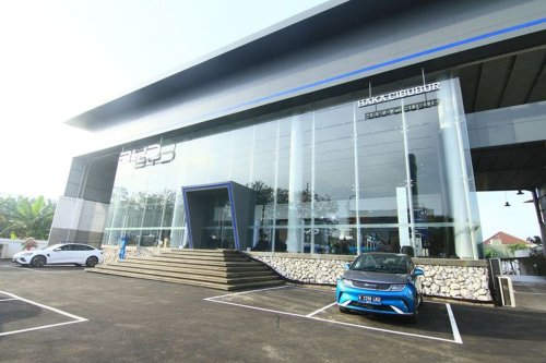 BYD, Diler Mobil Listrik BYD Mulai Masuk Kota Kecil di Indonesia