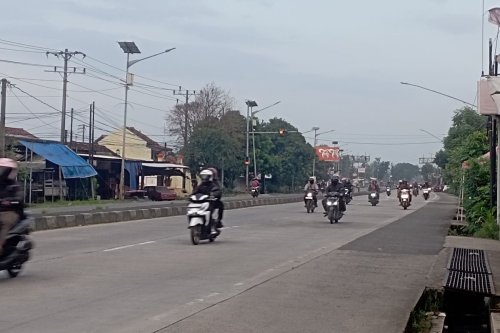 Pantauan Lalu Lintas di Jalan Pantura Saat Penerapan One Way