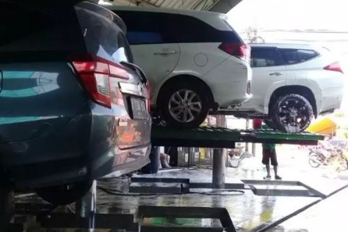 Simak Teknik Cuci Mobil yang Benar Setelah Terkena Abu Vulkanik