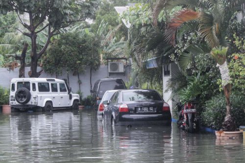 Risiko Beli Mobil Bekas Banjir: ABS dan Airbag Bisa Gagal Fungsi