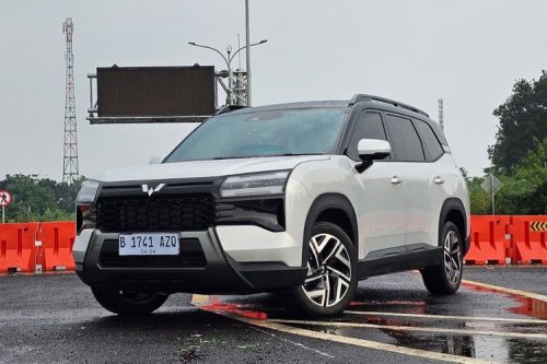 Pemesanan Wuling Eksion Tembus 1.500 Unit, Harga Siap Naik