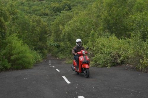 Melintasi Tanjakan Terjal Pakai Skutik? Perhitungkan Hal Ini Dulu