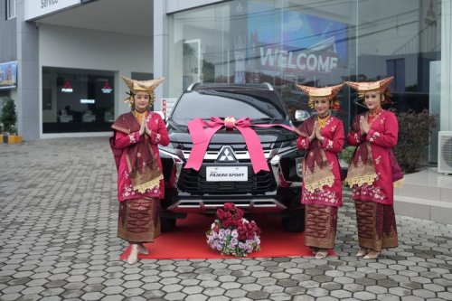 Mitsubishi, Tambah Jaringan, Mitsubishi Resmikan Diler Pertama di Bukittinggi