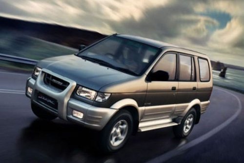 Isuzu, Sudah Disuntik Mati, Harga Isuzu Panther Bekas Tetap Stabil