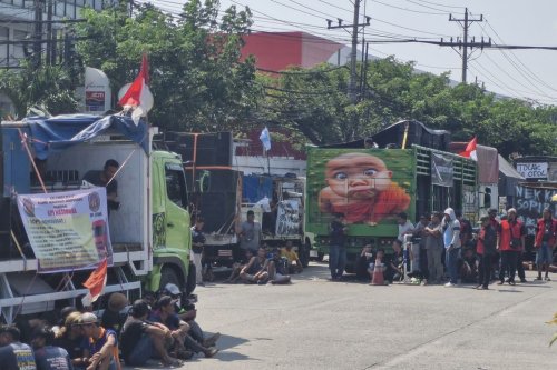 Selain Tolak Penertiban ODOL, Sopir Truk Juga Tuntut SIM Berlaku Seumur Hidup