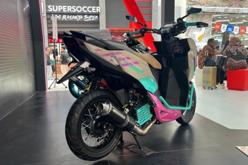 Modifikasi Vario 125 Street Bergaya Cyberpunk, Siap Diajak Petualang