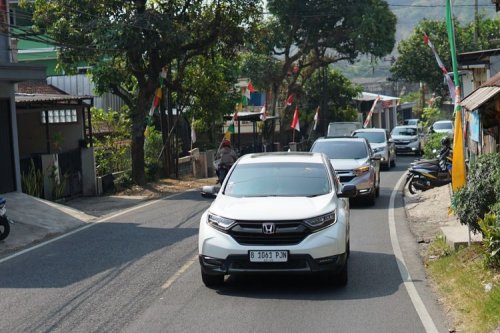 Honda, Honda CR-V, Cara Loyalis Honda CR-V Rayakan 21 Tahun