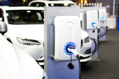 Mengapa Mobil Listrik Lebih Minim Perawatan? Ini Penjelasannya